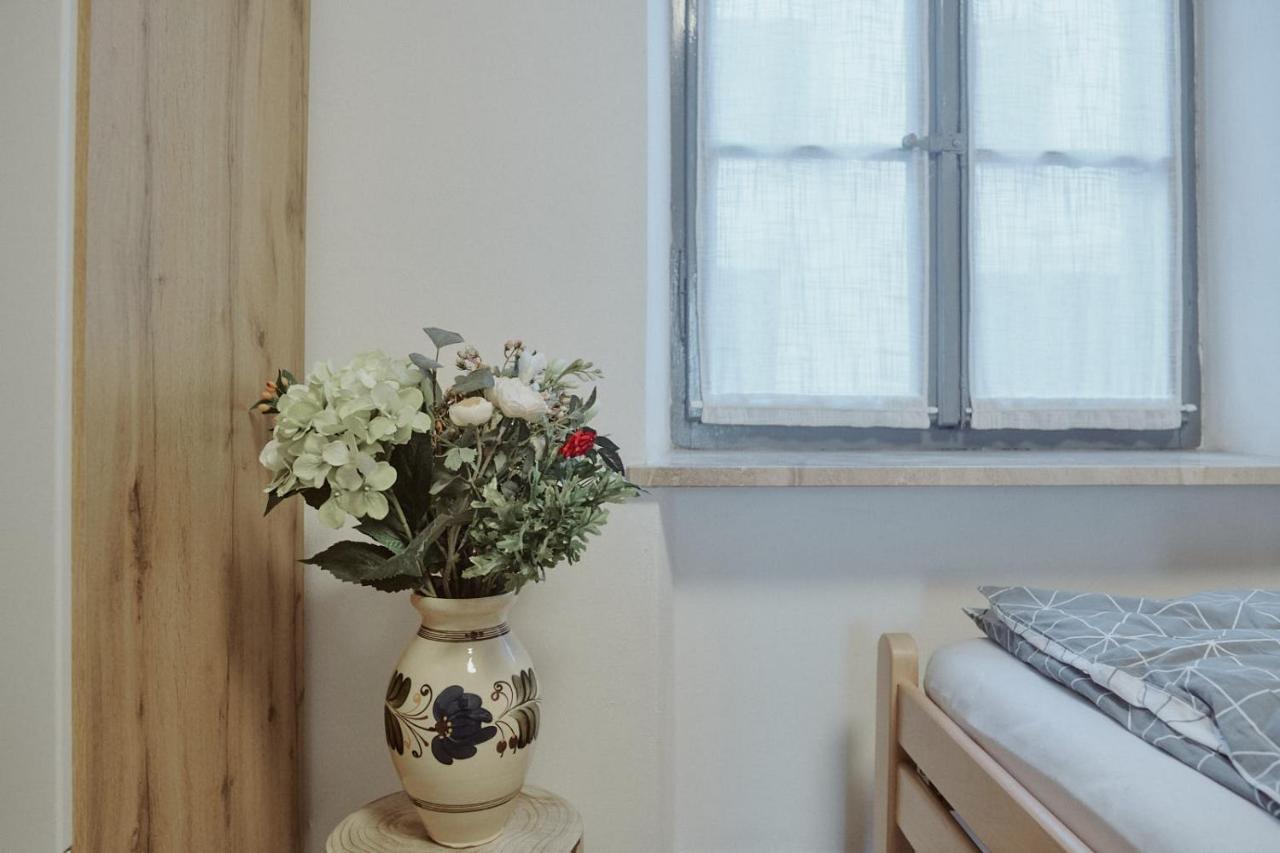 Apartments Pr' Stormanu Kanal Экстерьер фото